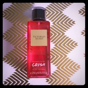 Victoria’s Secret Crush Fragrance mist
